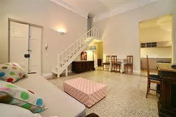 Mia Firenze