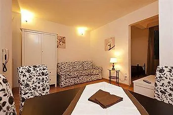 Mia Apartment *